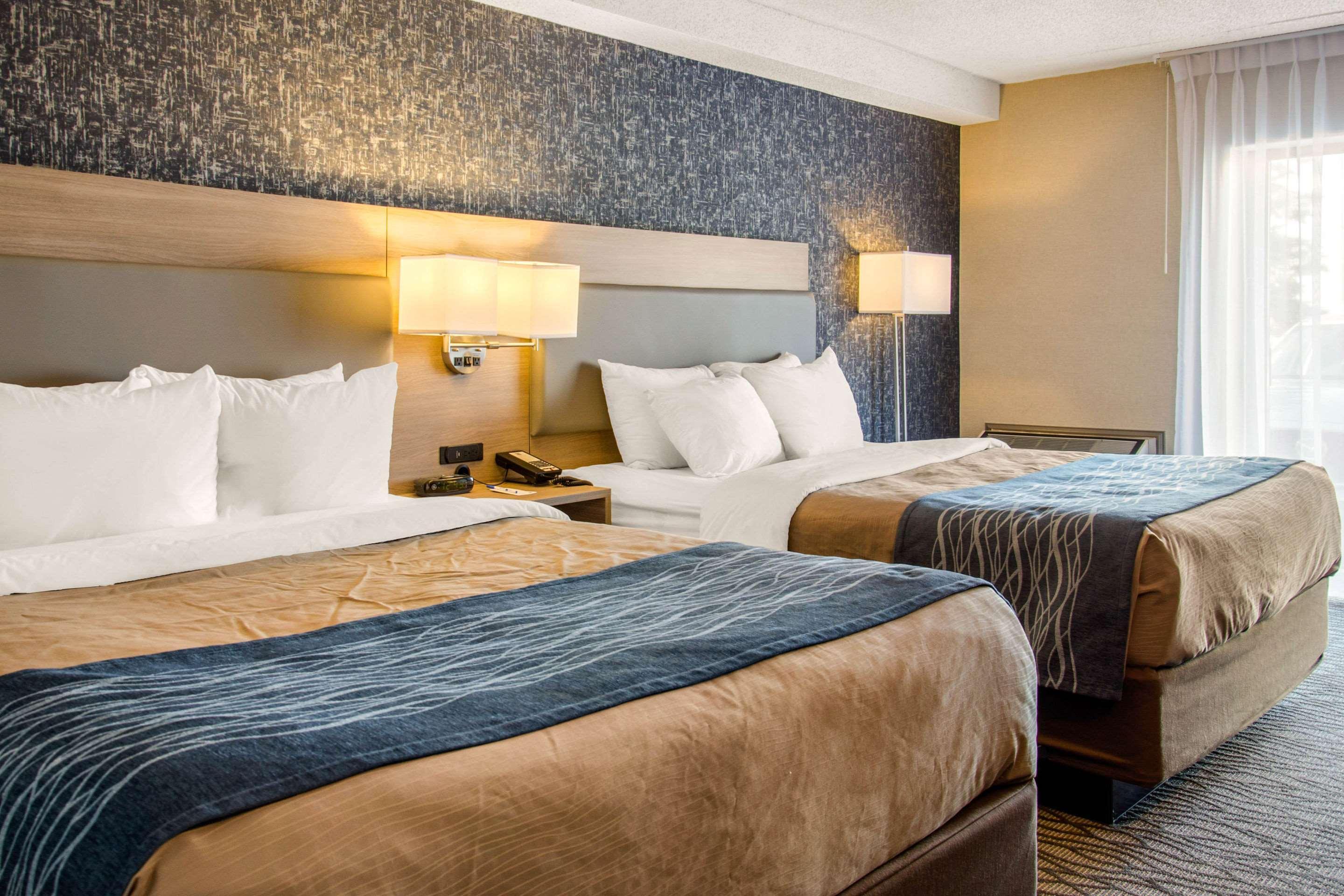 Comfort Inn Airport Dorval Exterior foto